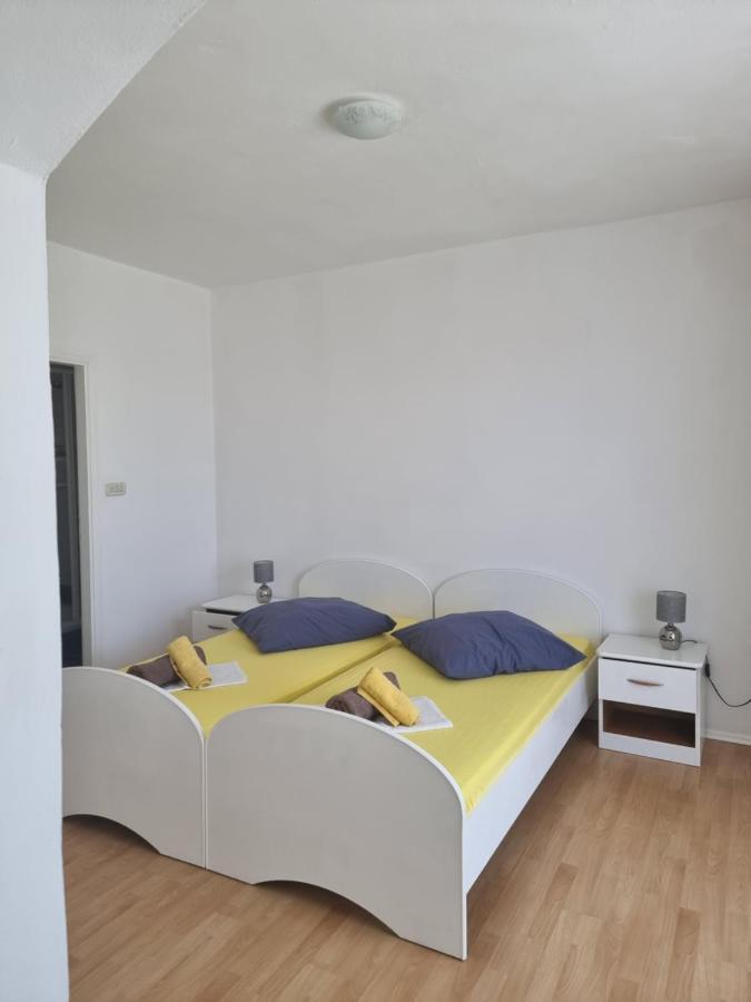 Apartmani Alen Dinjiška Екстериор снимка