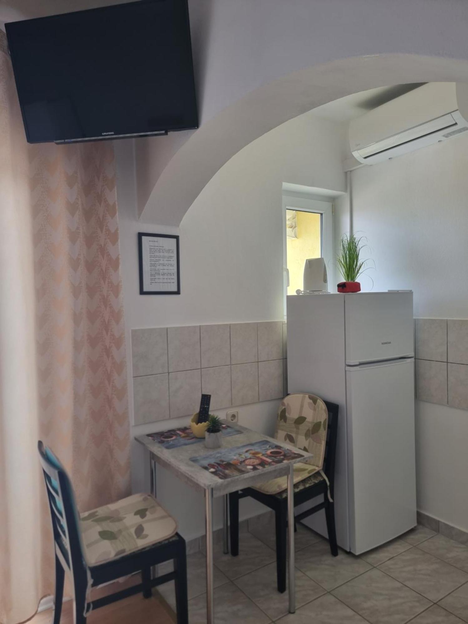 Apartmani Alen Dinjiška Екстериор снимка