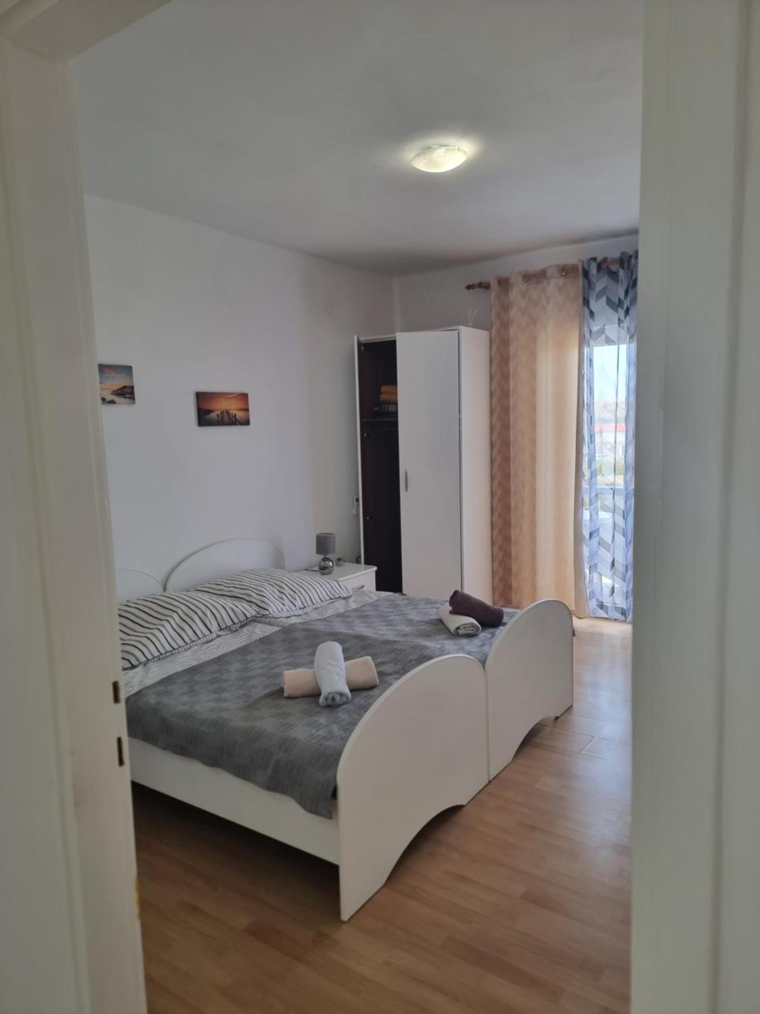 Apartmani Alen Dinjiška Стая снимка